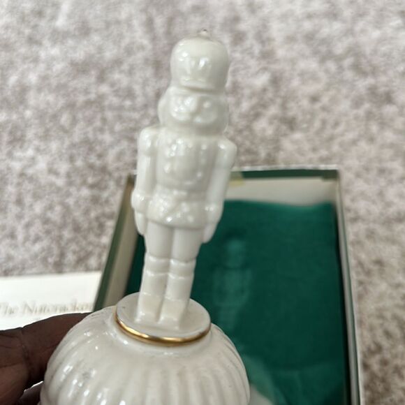 Lenox The Nutcracker Authentic China Bell w/certificate - Picture 4 of 6
